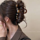 高级感圆珠抓夹女2025新款 发夹女后脑勺复古盘发大号发量多鲨鱼夹