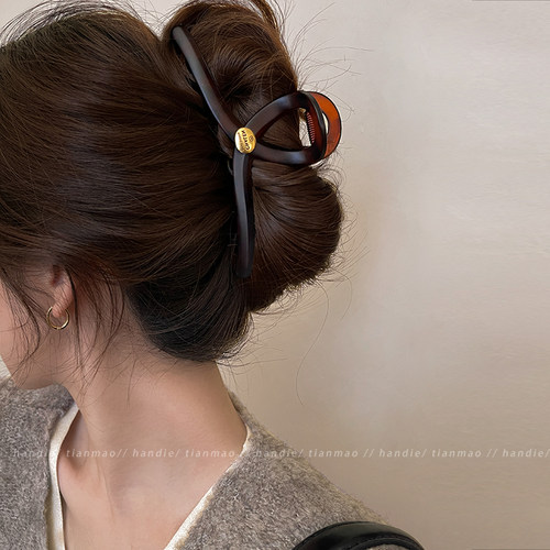 慵懒风~玳瑁色后脑勺鲨鱼夹