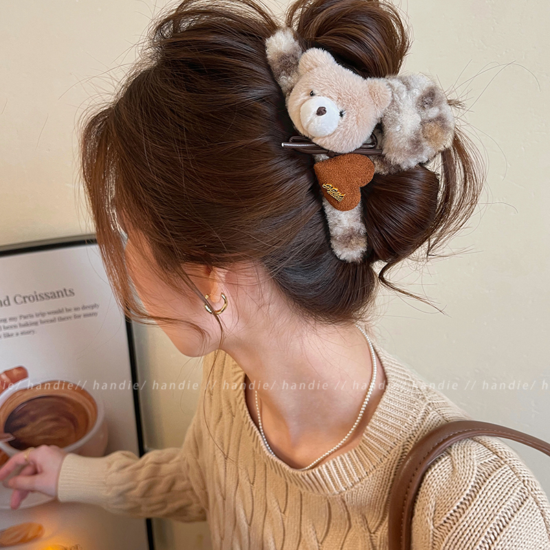 秋冬可爱小熊爱心毛绒抓夹