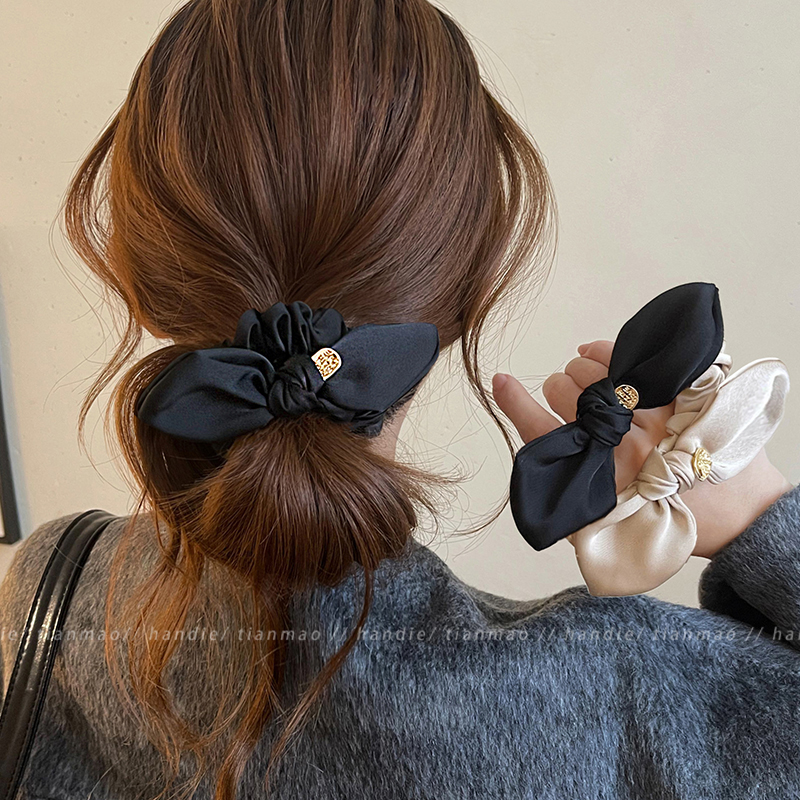 简约缎面蝴蝶结发圈皮筋头绳