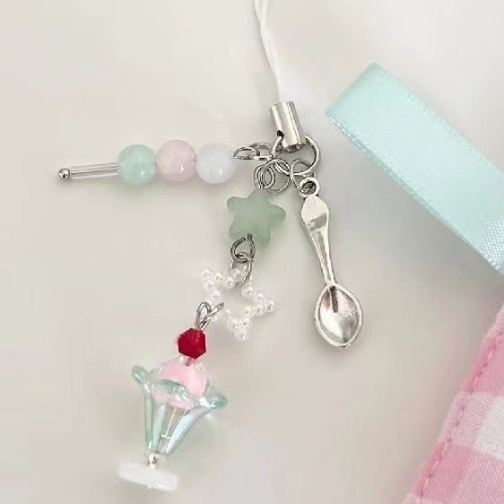 【可爱三色冰淇淋】苏打水手机挂件手工串珠耳机挂饰少女心手机链