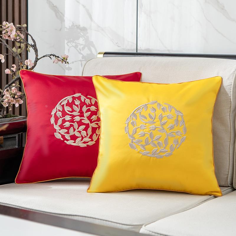 新中式刺绣抱枕轻奢客厅靠枕床头软包靠垫靠背红木沙发抱枕套定制