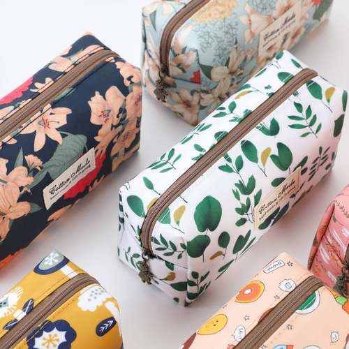 热销防水化妆包大容量旅行洗漱包化妆品口红收纳包文具袋笔袋