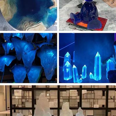 玻璃钢卡通雕塑定制厂家电镀太空人艺术装置大型水滴水花摆件定做