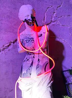 欧洲夜光字玻璃纤维雕塑会所酒店餐厅酒吧酒吧大厅装修落地式摆件