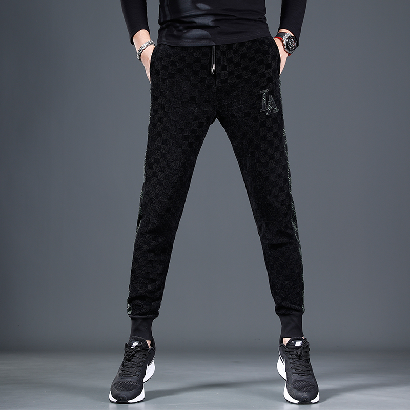 运动休闲裤男黑色潮流秋季新款裤男韩版修身小脚长裤弹性男卫裤子
