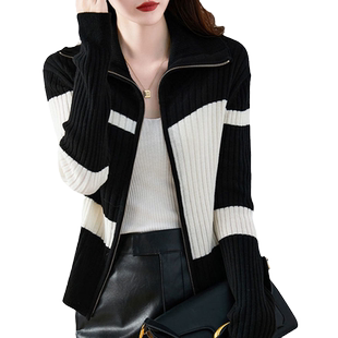 专柜品质秋冬新款黑白撞色针织衫拉链开衫大码毛衣外套翻领上衣女