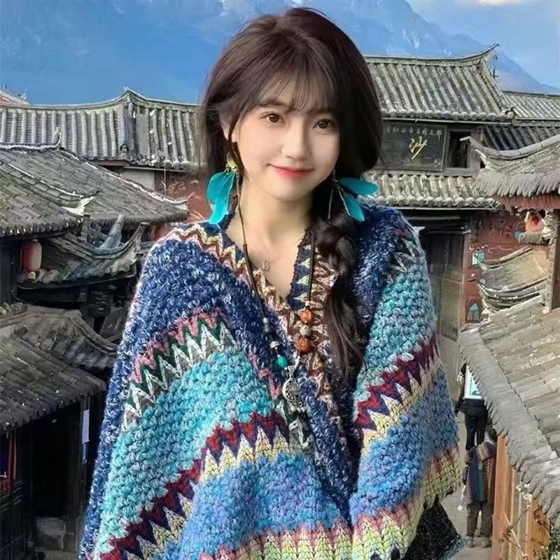 披肩女2026新款云南民族风蓝色旅游披肩女外搭夏氛围感时尚披风