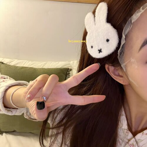 毛绒兔甜美卡通兔子碎发魔术贴甜