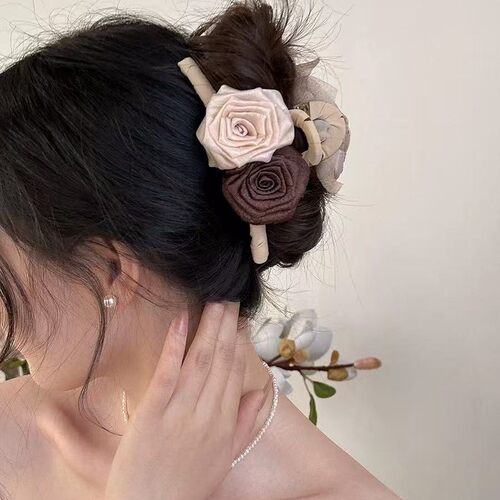 中餐厅姜妍同款干枯玫瑰抓夹女