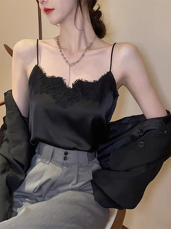 黑色V领蕾丝吊带背心女春秋欧洲站2025新款爆款简约性感百搭上衣
