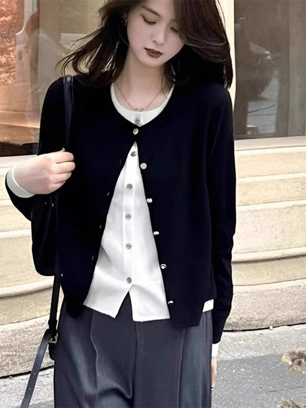 黑白假两件拼接长袖针织衫女春秋欧货薄款时尚洋气毛衣外套上衣