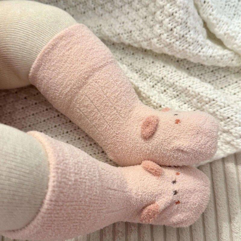 毛绒婴儿袜子0到3个月新生a类全棉秋冬透气宝宝中筒袜无骨不勒腿