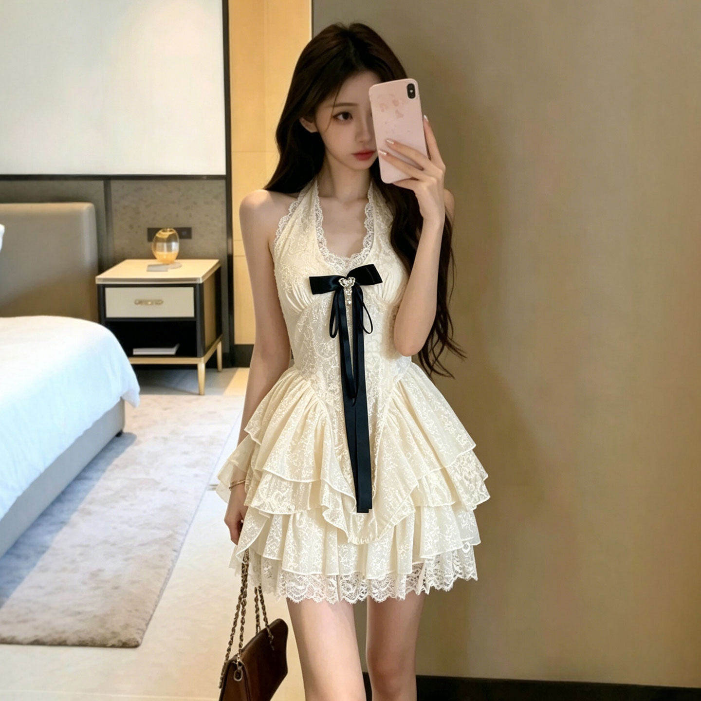 专柜法式独特超好看的挂脖吊带收腰蓬蓬短裙小个子超火仙女连衣裙
