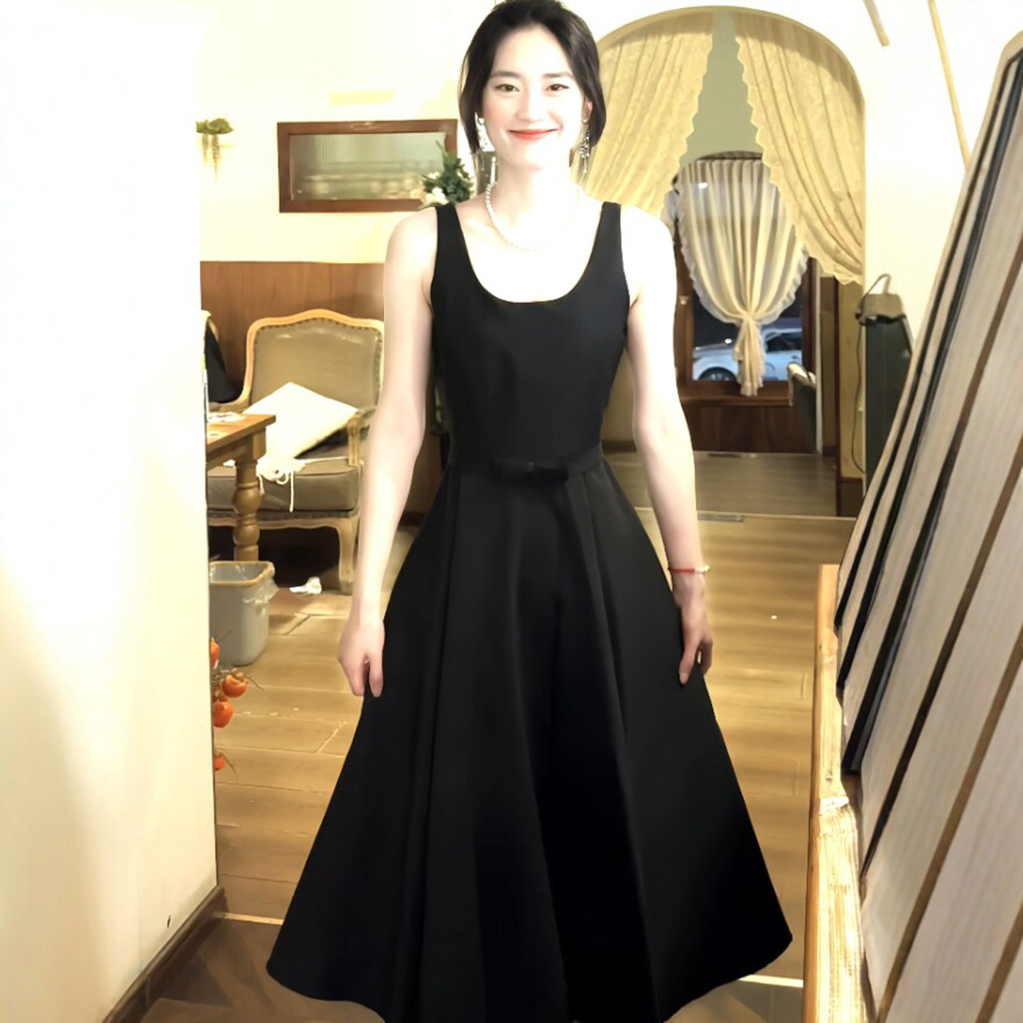 专柜赫本风高级感气质吊带连衣裙韩系小众漂亮蝴蝶结掐腰蓬蓬裙26