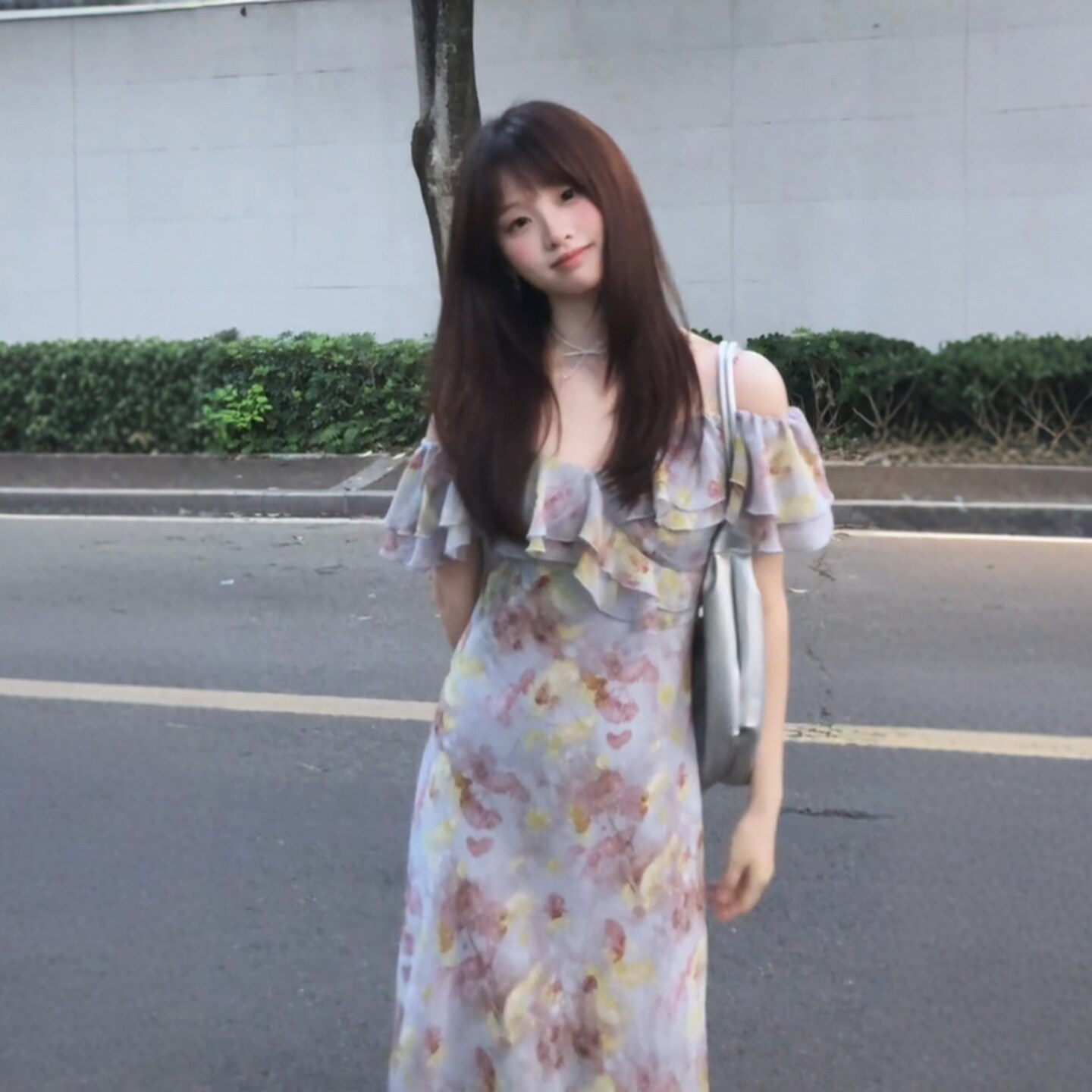 专柜复古独特超好看的一字肩碎花茶歇连衣裙设计感小众修身长裙26