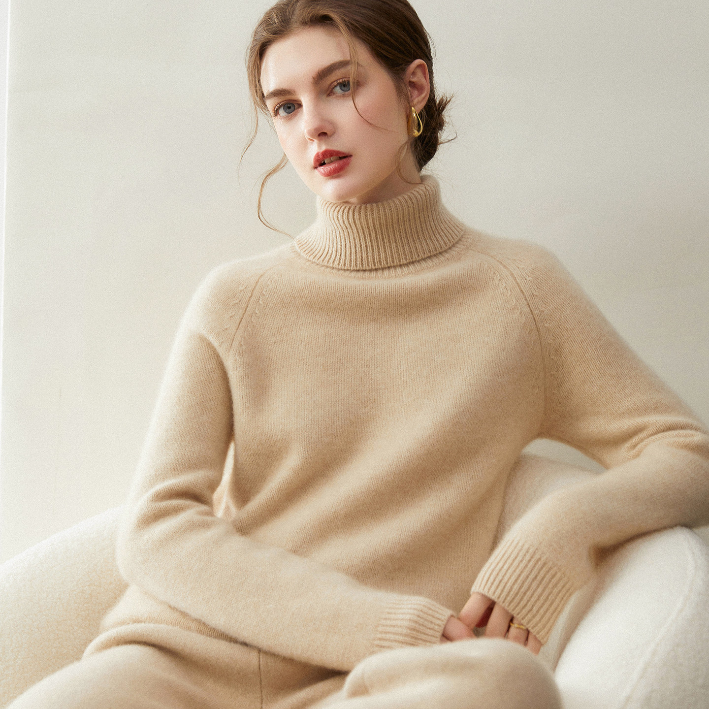 羊绒衫女100纯山羊绒冬季新款高翻领加厚针织打底羊毛衫高领毛衣