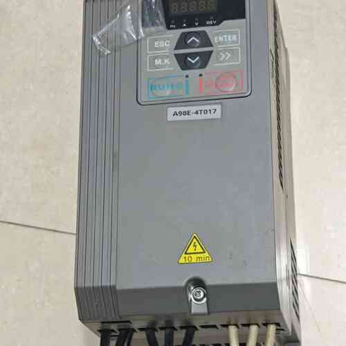 议价A98E-4T017 正弦变频器 7.5KW 380V