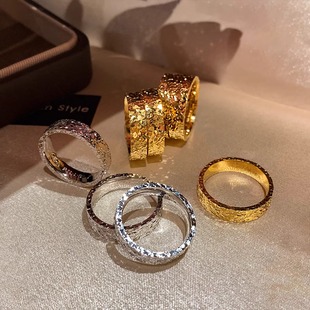 韩国碎冰冰戒指女轻奢小众高级感锤纹设计食指中指无名指手饰品