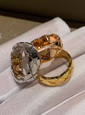 高级感叠戴食指菱格纹戒指