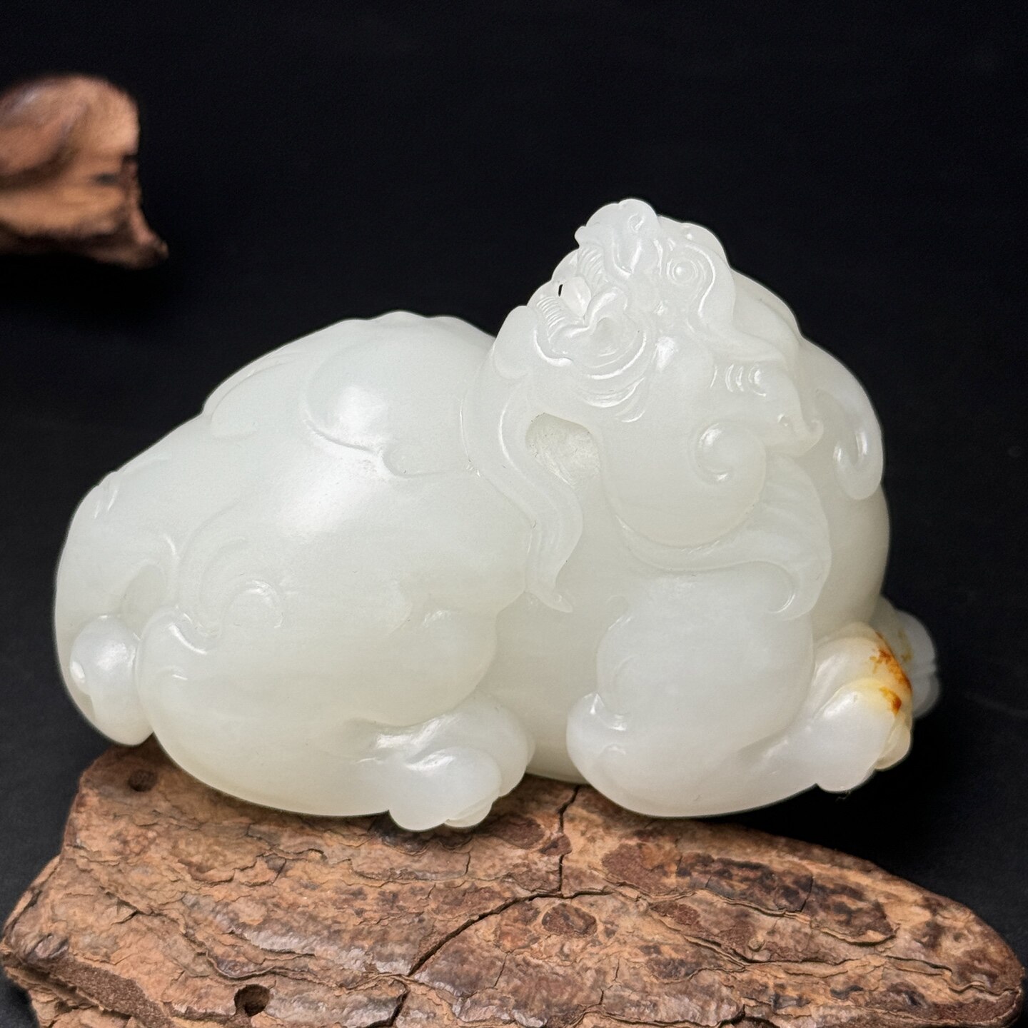 和田白玉貔貅把玩件苏工老料
