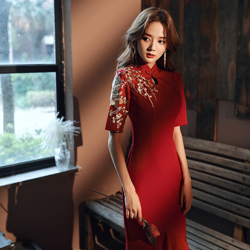 中国风旗袍敬酒服新娘2020新款鱼尾酒红色晚礼服大气显瘦宴会高贵