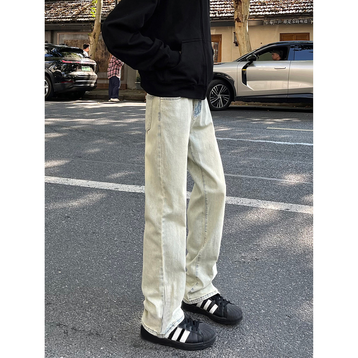 黄泥色牛仔裤男款春秋款美式高街潮牌痞帅裤子2025新款直筒微喇叭