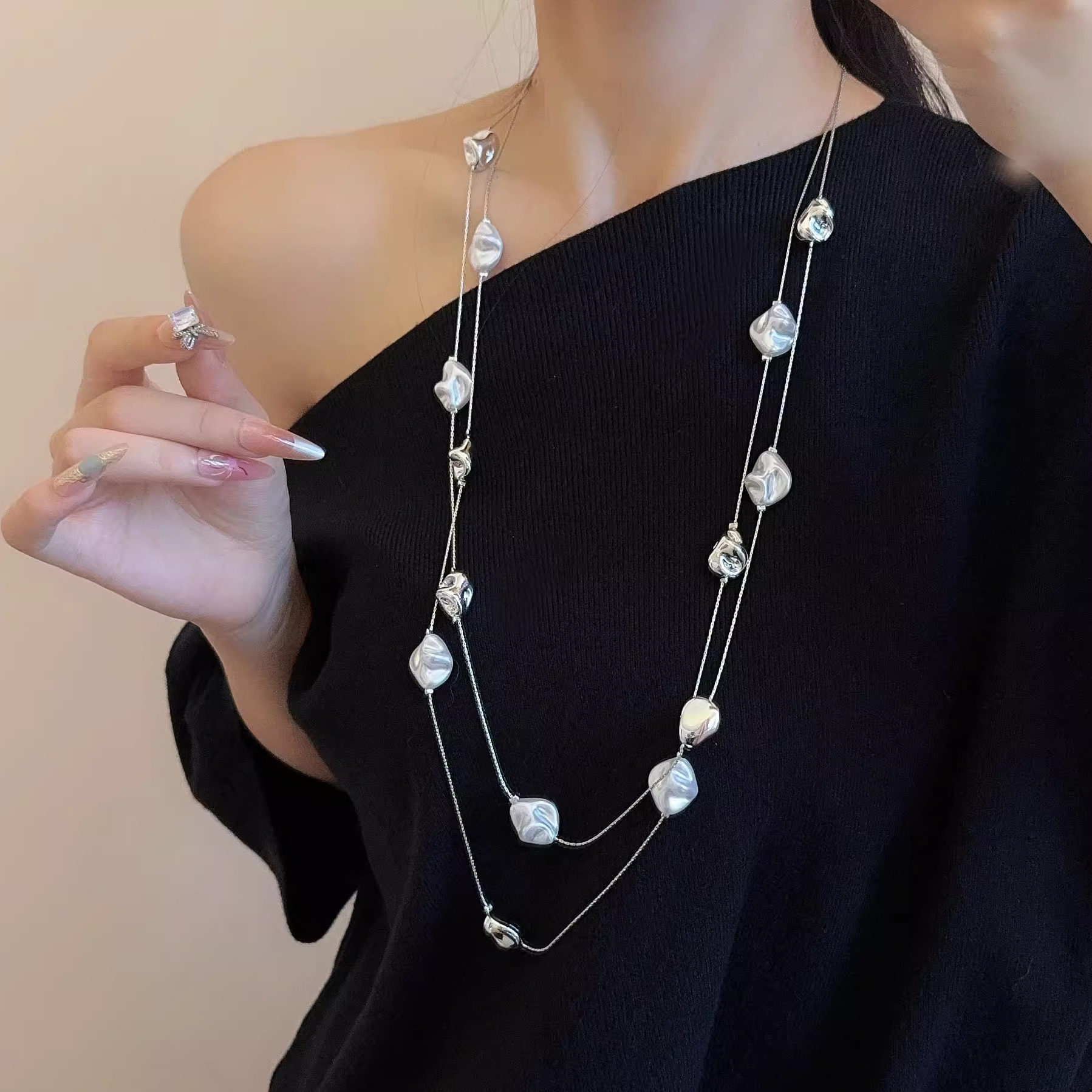 复古金属不规则珍珠串珠叠戴项链女轻奢高级感双层长款毛衣链配饰