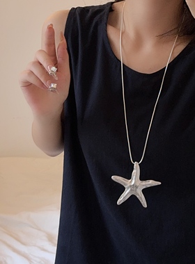 冷淡风Y2K磨砂面夸张五角星项链