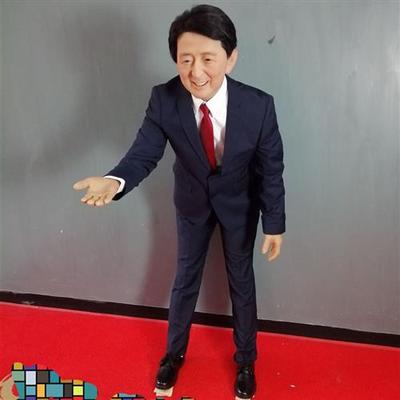 电动鞠躬迎宾小姐蜡像