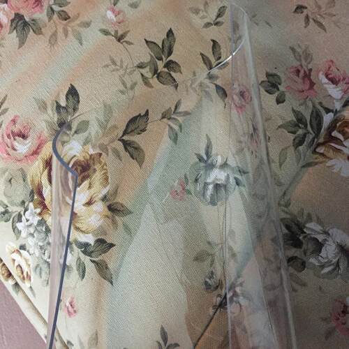.透明PVC软胶板透明水晶板桌面胶垫软质玻璃桌布餐桌垫
