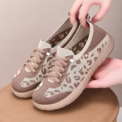 舒服的妈妈鞋老年人透气奶奶鞋子