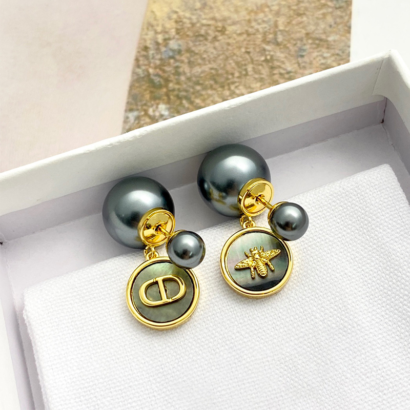 迪奥蜜蜂CD不对称耳环女黑色珍珠