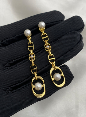 奥米迪奥长款字母珍珠耳钉耳线高级感欧美风耳饰时尚百搭新款女