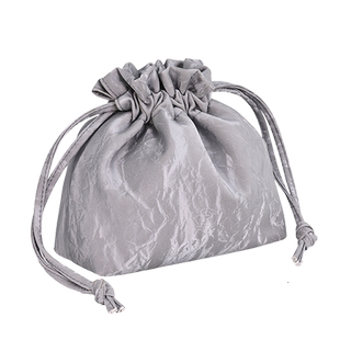 流沙懒人化妆包女抽绳2026新款高端旅行便携式小轻便款洗漱包软糯