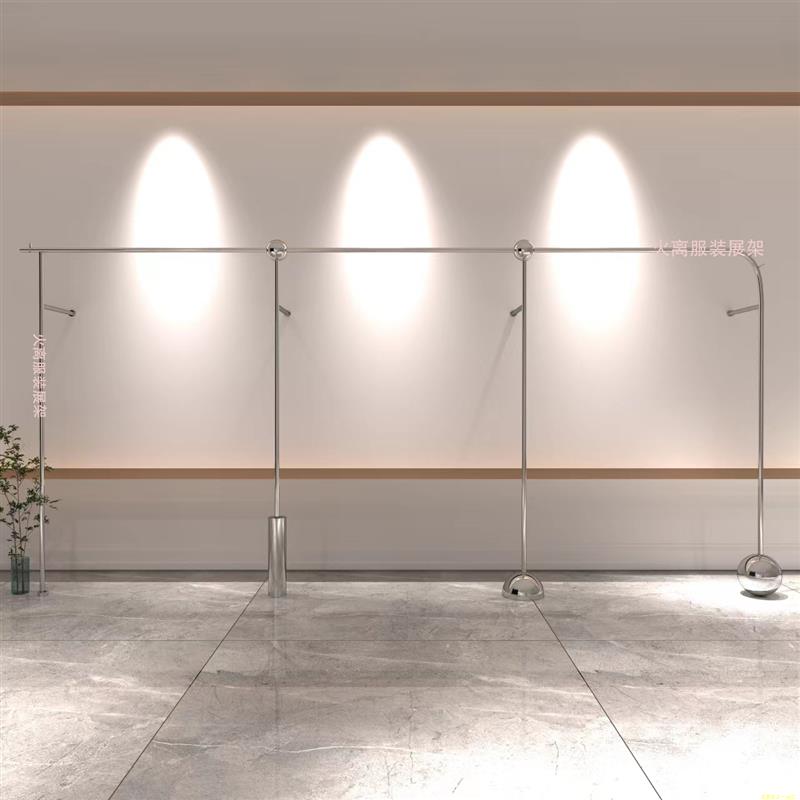 服装店不锈钢拉丝展示架儿童男女装挂衣架上墙货架女装轻奢挂衣杆