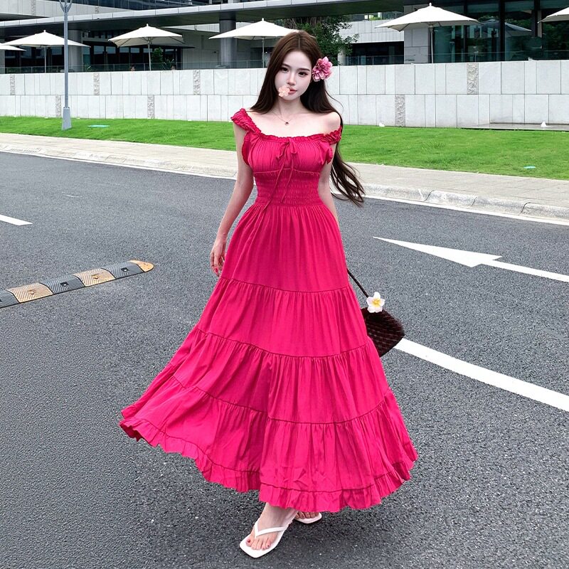 海边穿搭掐腰吊带连衣裙女夏季度假风旅游减龄收腰显瘦长裙子