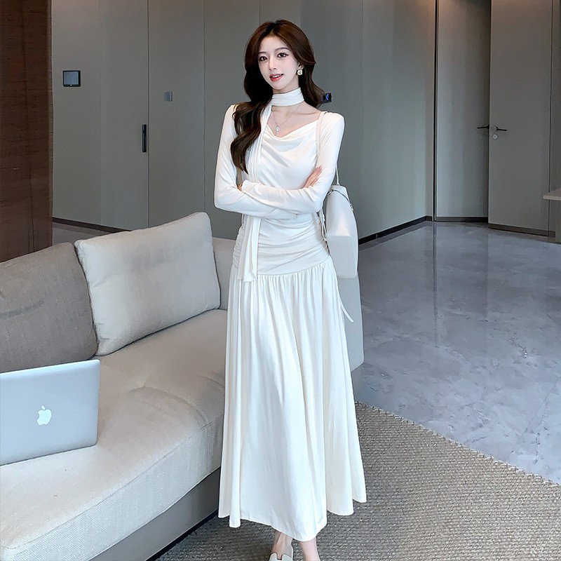 新款柔美气质荡领褶皱大摆裙跨境2024秋季挂脖长袖连衣裙慵懒长裙