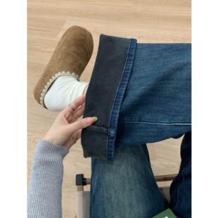 美式复古蓝不贴腿微喇牛仔裤女加绒秋季新款高腰显瘦阔腿喇叭裤子