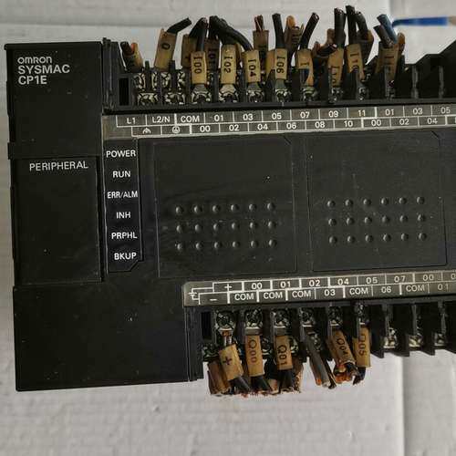 议价控制器  CP1E-E30DR-A   拆机现货