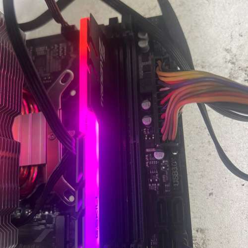 议价芝奇幻光戟 DDR4 16g  3000Hz 灯条 单条