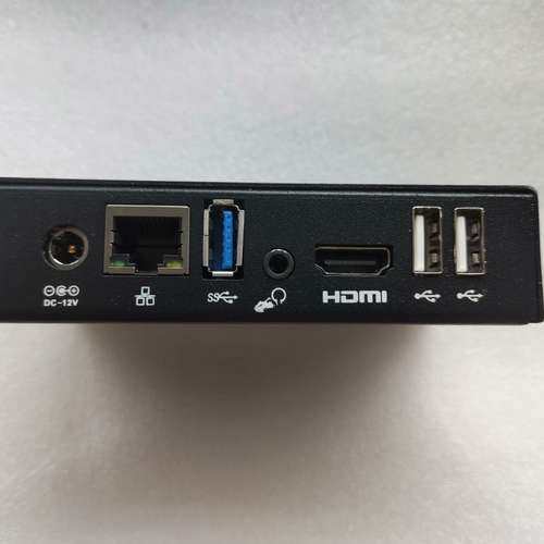 议价友善之臂，nanopc-t4 rk3399 全新金属外壳，