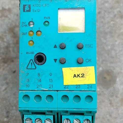 议价拆机贝福安全栅，型号KFD2-UFC-Ex1D，外观如图