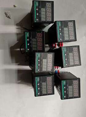 议价上通温控表型号ST504-R11    K型   REALY