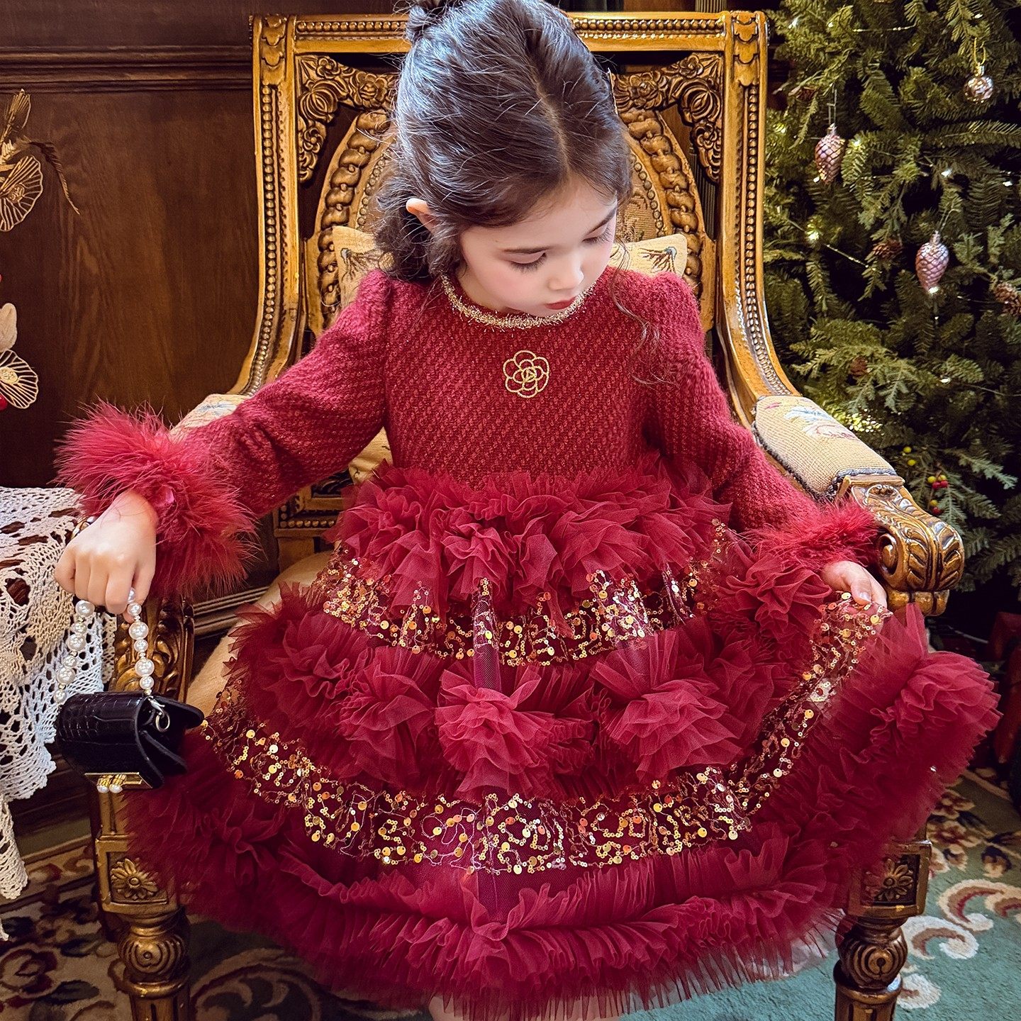 女童小香风连衣裙冬装2026新款儿童亮片网纱加绒公主裙红色生日裙