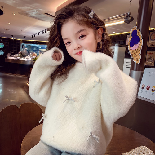 韩版小女孩宽松圆领针织短款上衣