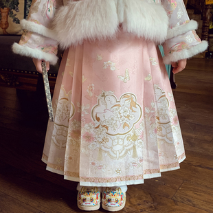 女童马面裙冬装2025新款儿童国风明制织金半身裙小女孩唐装汉服裙