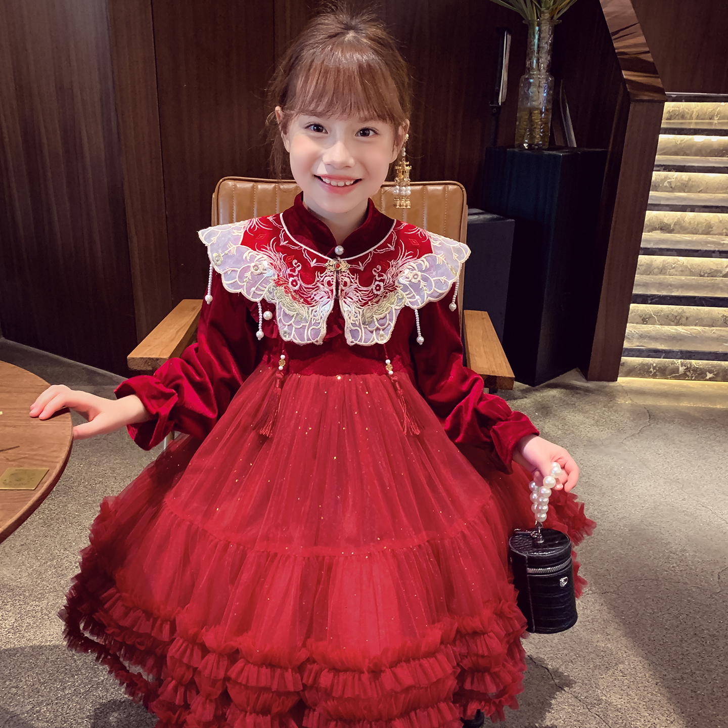 女童红色连衣裙秋冬2025新款洋气小女孩新年装儿童丝绒网纱公主裙