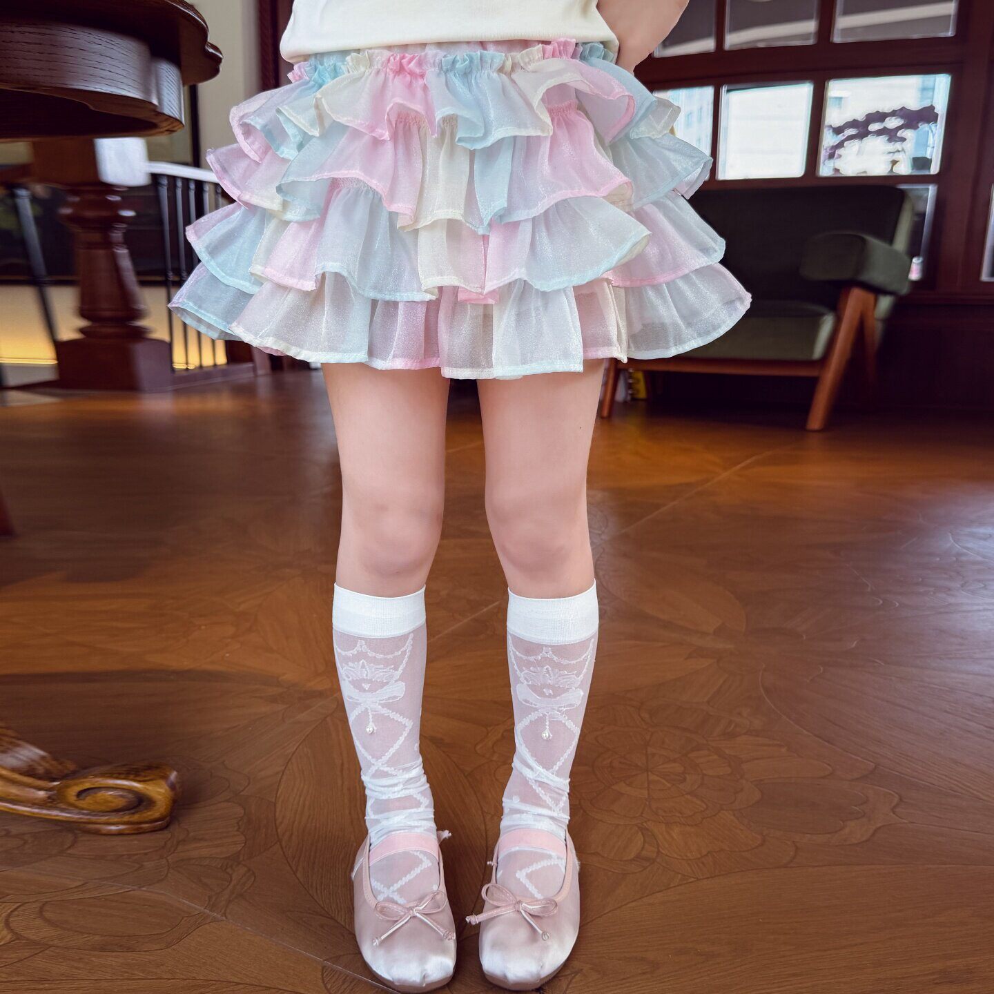 女童夏装短裙彩虹蛋糕半身裙2026新款洋气小女孩超短裙百搭儿童裙