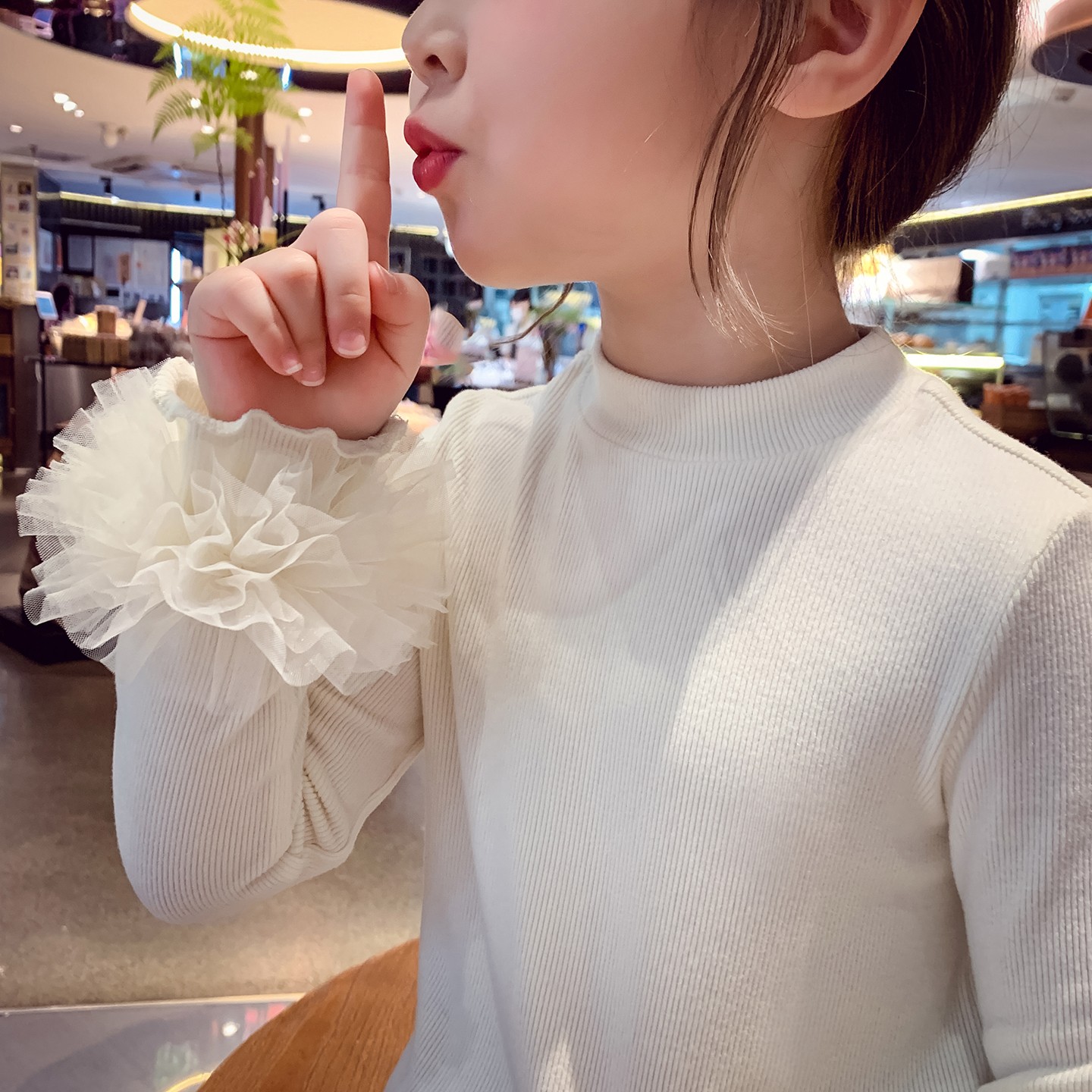 女童韩版网纱花边打底衫